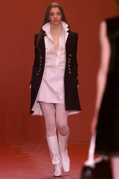 Look 50